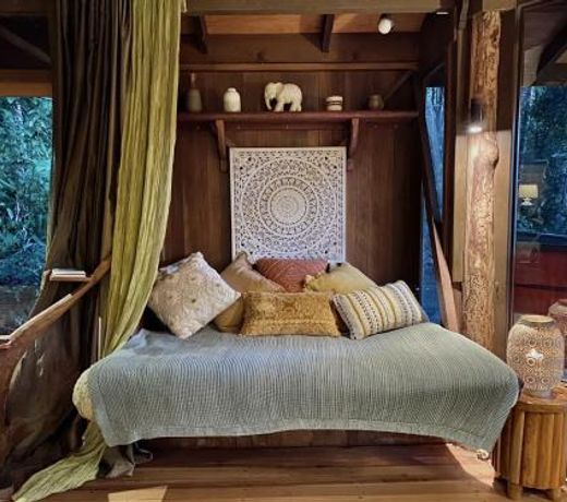Currumbin Rainforest Treehouse
