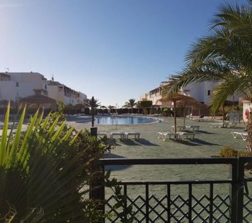 APARTAMENTO en PRIMERA LÍNEA DE VERA PLAYA NATURISTA!