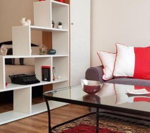 Center Royalty Apartment