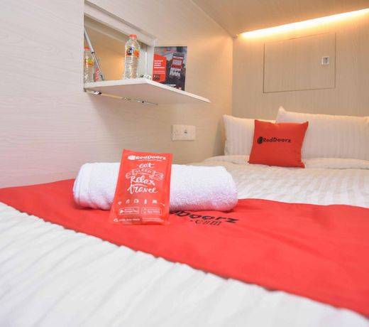 RedDoorz Hostel Syariah @ Peunayong Banda Aceh