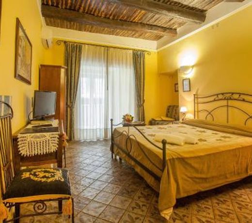 Alloggio dei Vassalli In the heart of the historic center