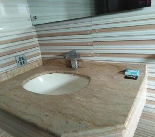 Hotel SR Lounge Multan