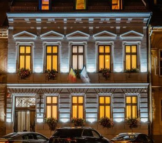 CASA CHITIC - HOTEL & RESTAURANT- Str Nicolae Balcescu 13