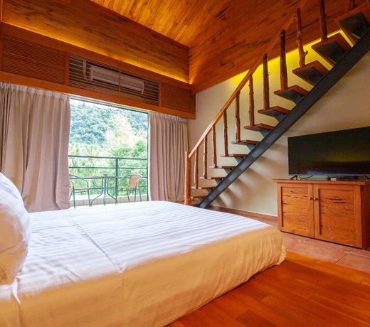 Hinoki House