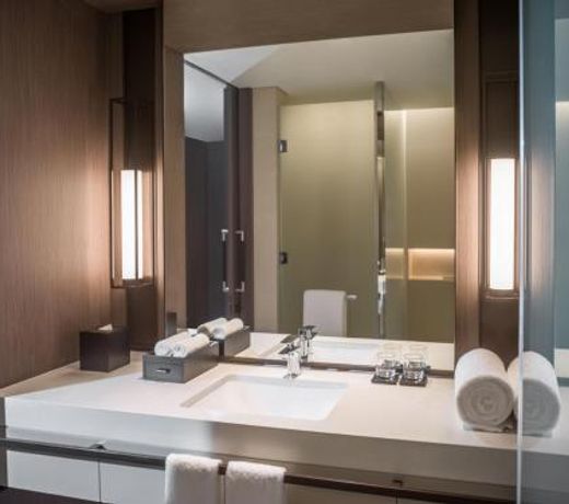 New World Hoiana Hotel