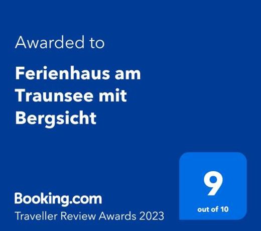 Ferienhaus am Traunsee mit Bergsicht