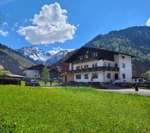 Ferienwohnungen Haus Almrausch Bichlbach