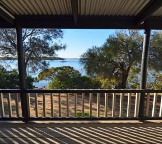 CDC-625 Beach House incl.rear 2BR studio