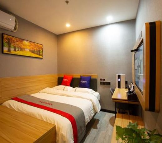 JUN Hotels Hengshui Olympic Sports Center