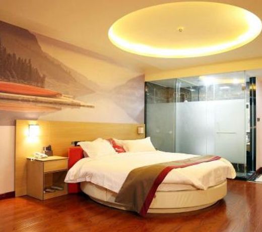 Thank Inn Chain Hotel Guangdong Heyuan Yuancheng District Heyuan Avenue North White Bailingtou Gaotang Store