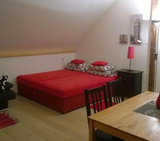 Studio pro 2 osoby se samostatnym vstupem