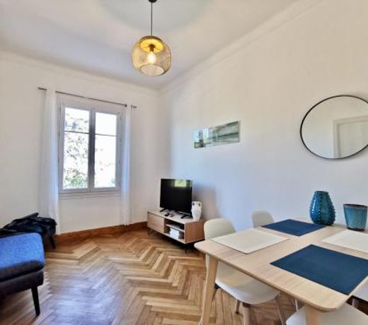 Le FOCH2 by Booking Guys