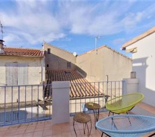 La maison de l'ecrivain vacances-arles camargue