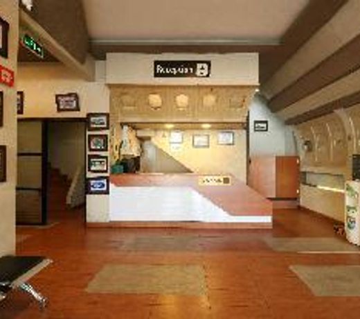 Capital O 92003 Sky Airlines Guesthouse