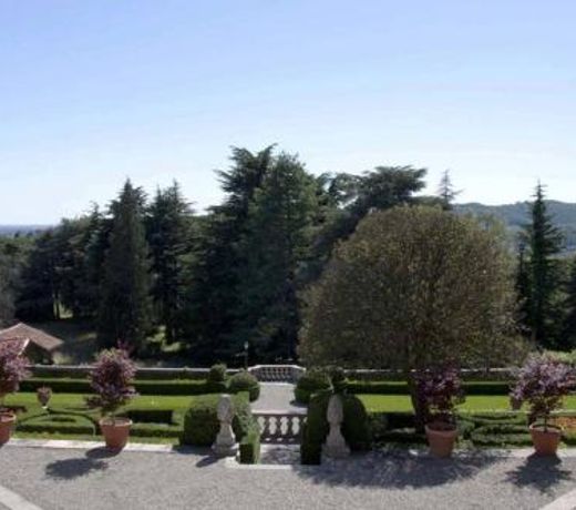 Villa La Vescogna, Historic House with Pool