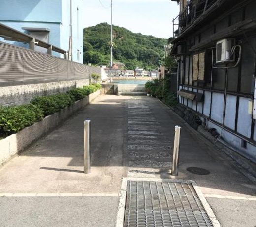 step pier