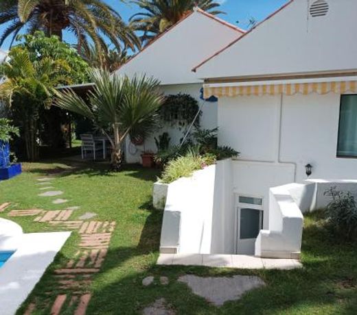 La Villa Calypso - Vivienda Vacacional con Piscina Privada