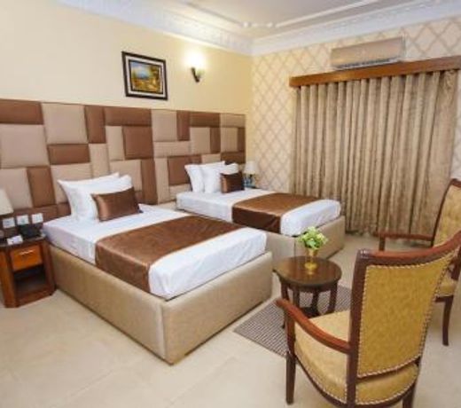 World Inn Hotel