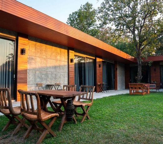 Bhupimarn Garden House