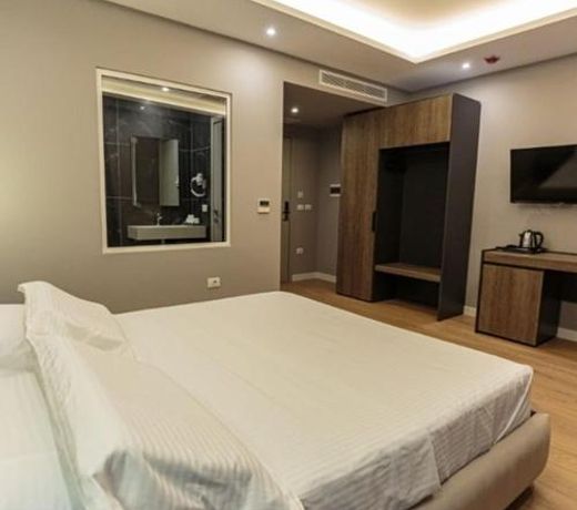 Real Hotel