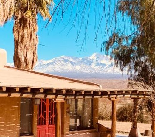 LOVELY MOUNTAIN HOUSE in a finca