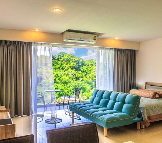 CHIC CONDO**TOP FLOOR**KARON BEACH NEPHRITE
