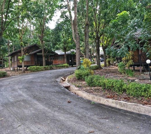 WoodHouse Khoyai 3 bedrooms 1 bath