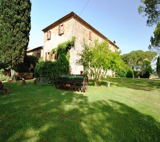 Appartamento a Asciano ID 3723