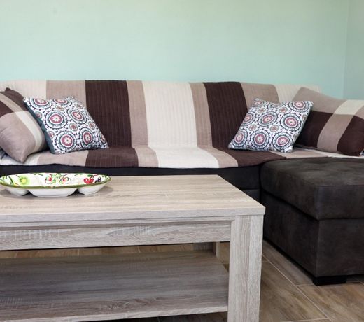Traditional Wine County Apartment with Garden SU2