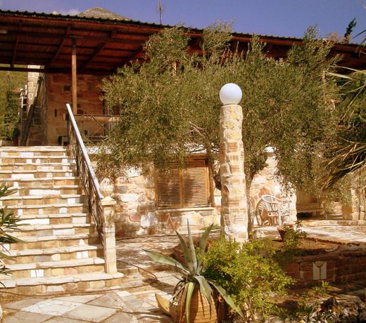 Charming country cottage by the sea 3 min walk