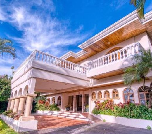Buena Vista Chic Hotel