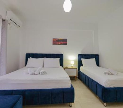 Violeta apartments Ksamil