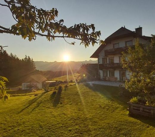 SCHWEIZER Hof