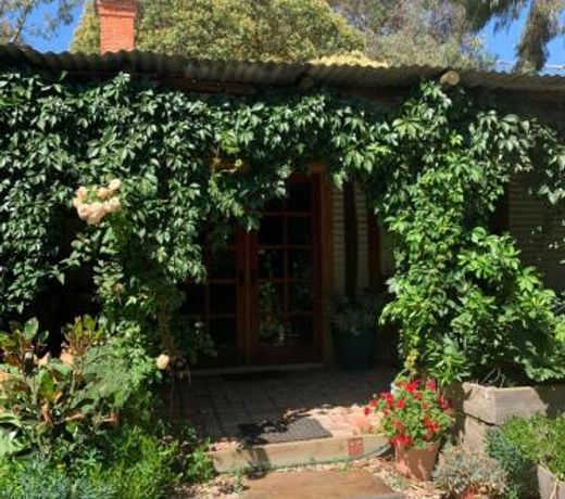 Red Hill Cottage