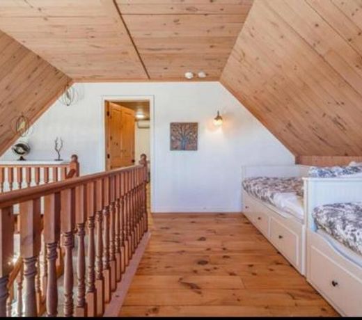 The Golf & Mountain View Retreat by Instant Suites