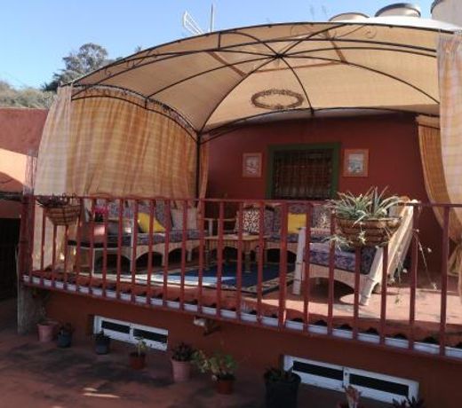 Residencia Los Conejos - Bike & Motorbike