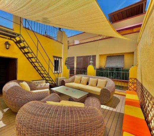House -Rooftop&Jacuzzi -StayInSeville
