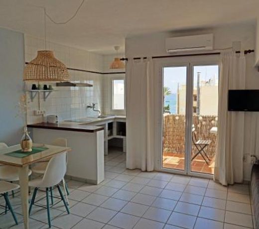 Bonito apartamento a 20m del mar