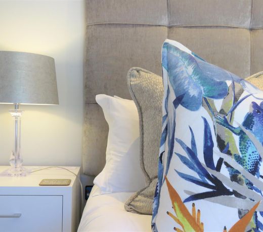 SUPERIOR STUDIO WITH POOL ACCESS & BBQ AREA
