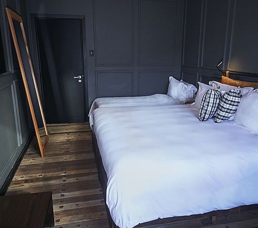 Ort Hotel