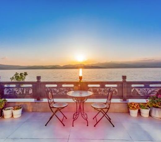 Blue Sea Hotel