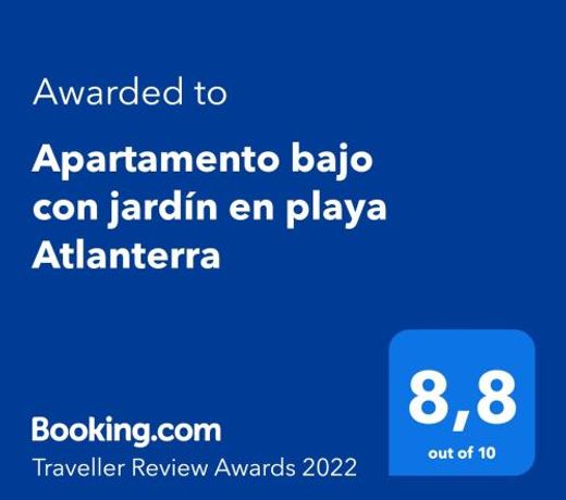 Apartamento bajo con jardÃ­n en playa Atlanterra