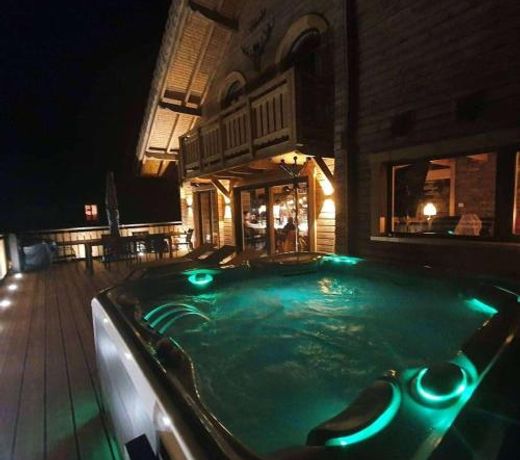 Nouveau Chalet M.META 12 pers sauna,jacuzzi,billard