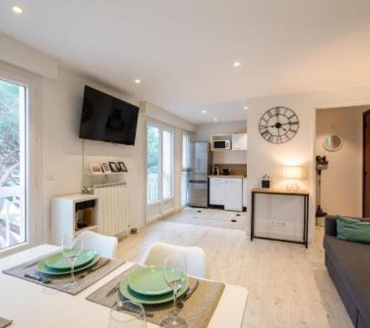 Meublé 2 étoiles, WIFI, à 2 pas des plages