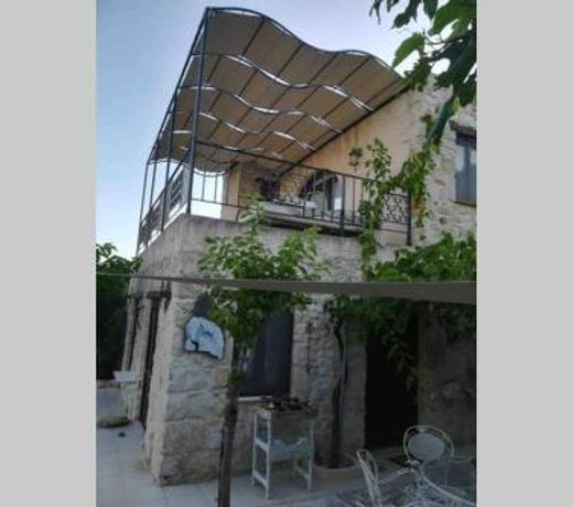 Petite Olive House