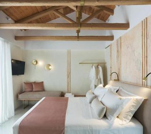 Mirabile Luxury Suites