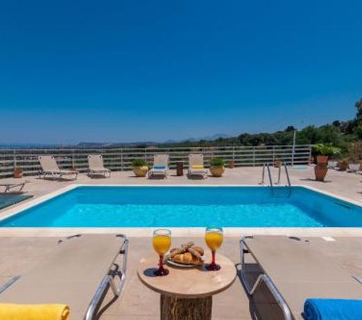 Haravgi 5 bedrooms villa