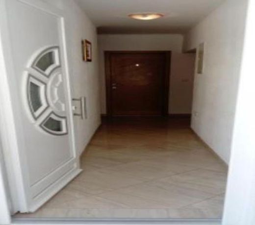 House Nikola