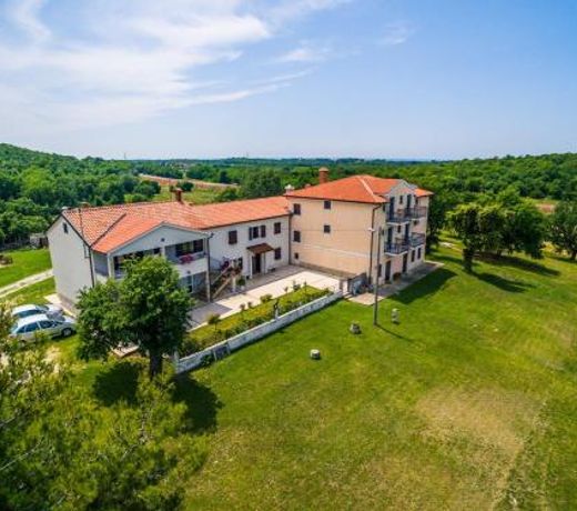 Lovely House LINDI in PoreÄ