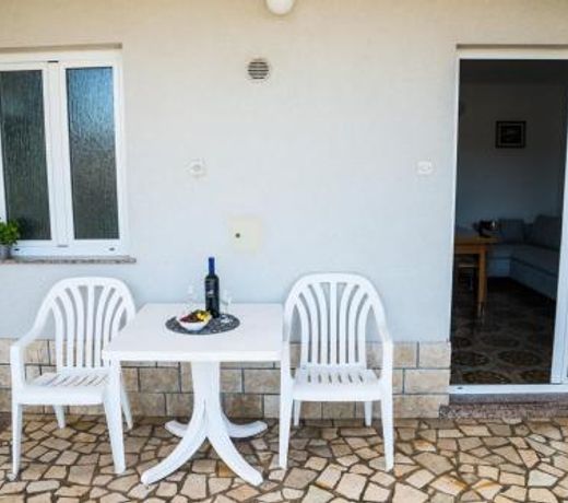 Lovely House LINDI in PoreÄ